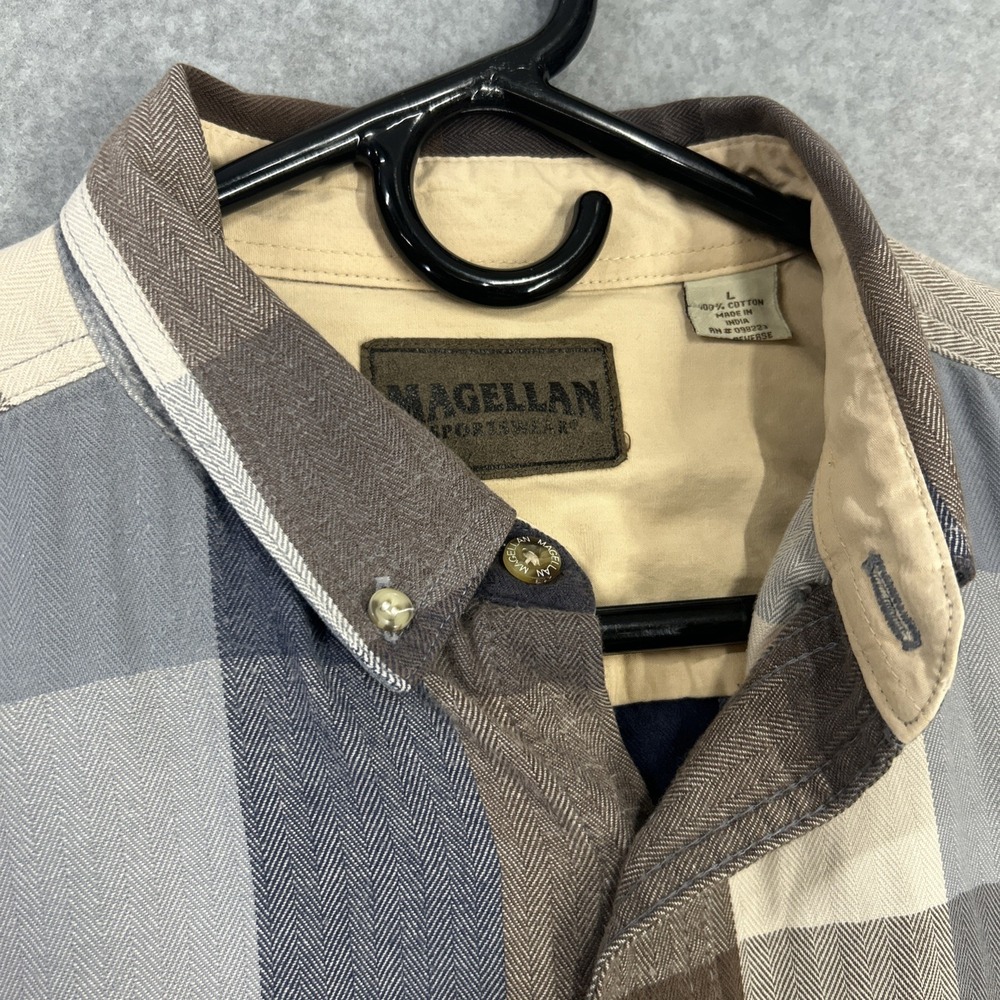 Magellan Outdoors Flannel Shirt Mens Large Plaid Classic Fit Button Down Camp